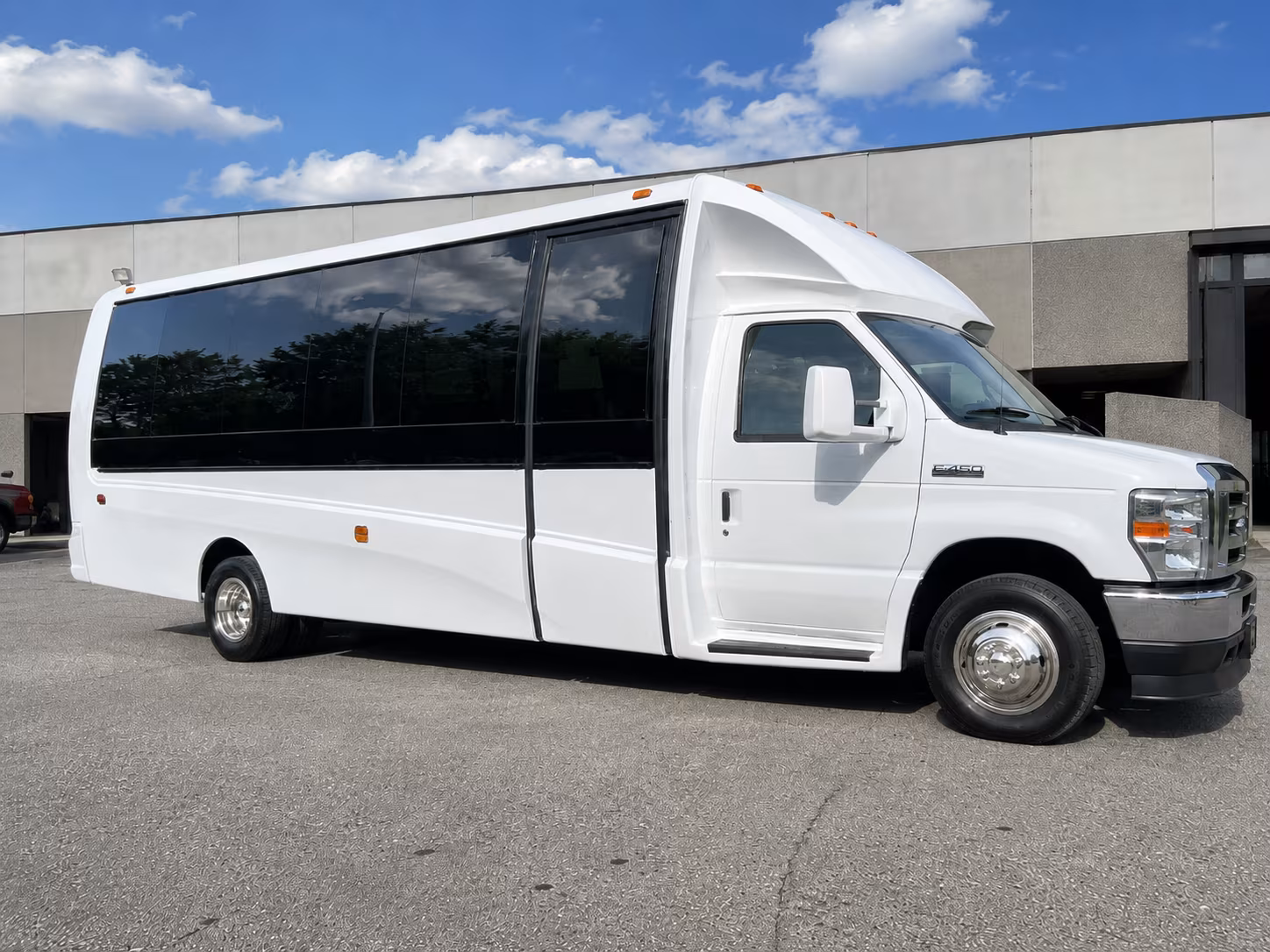charter buses for savannah youth group trips and retreats