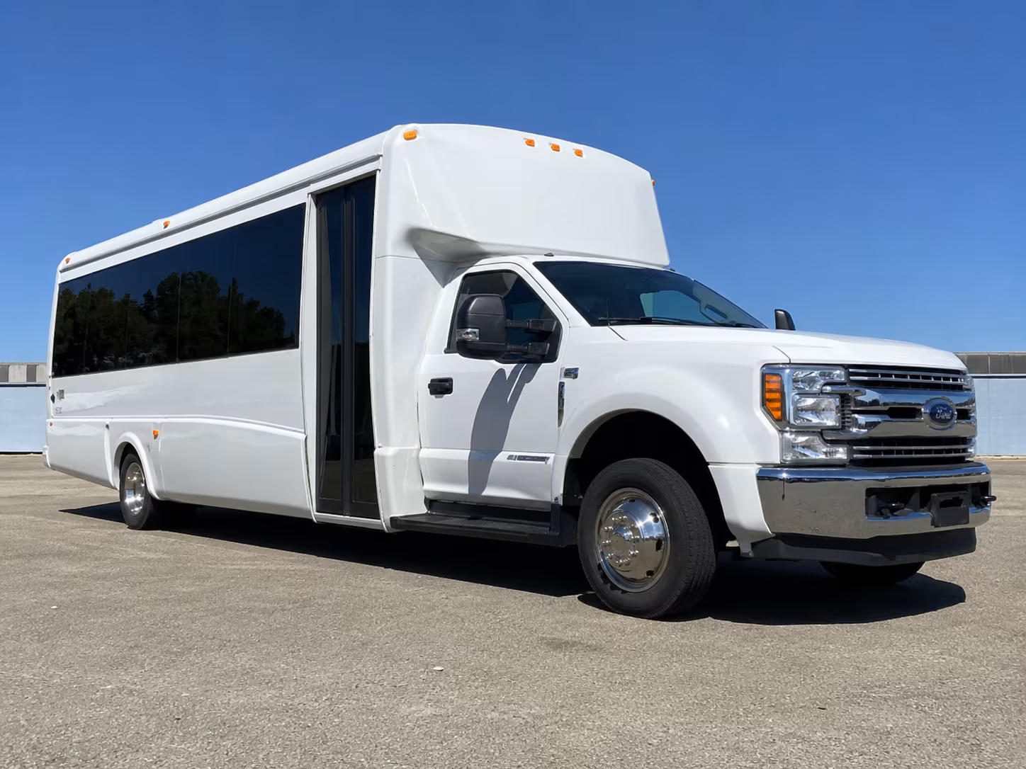 find the perfect transportation for your next private event 2