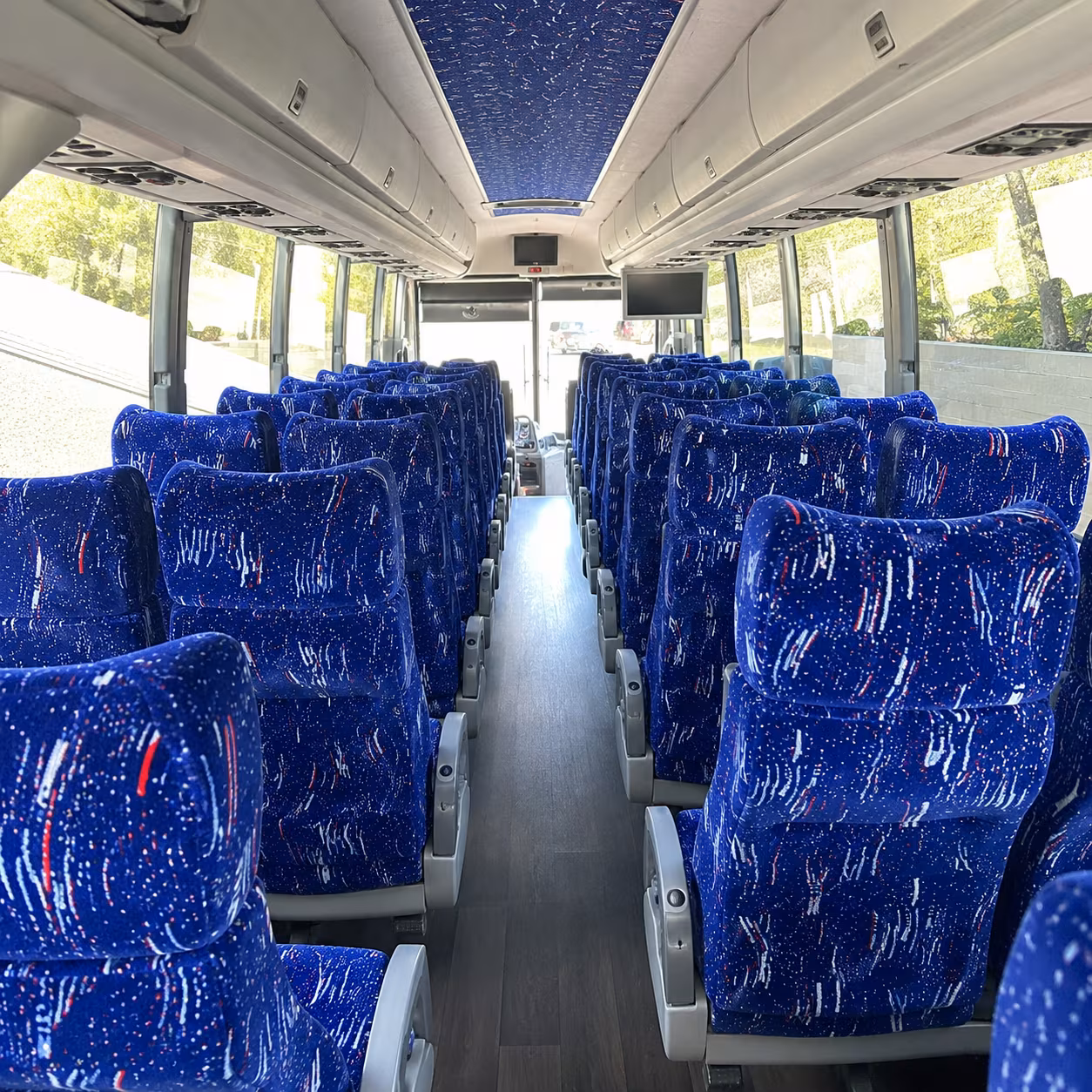 savannah charter bus