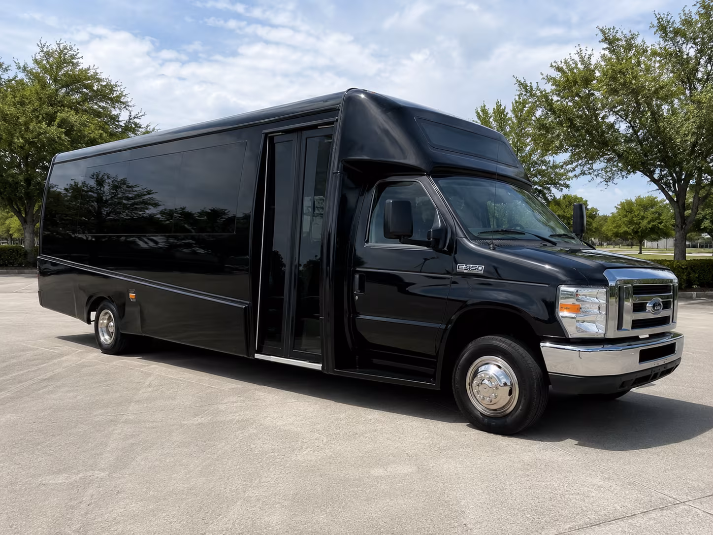 school field trip buses and academic group travel in savannah